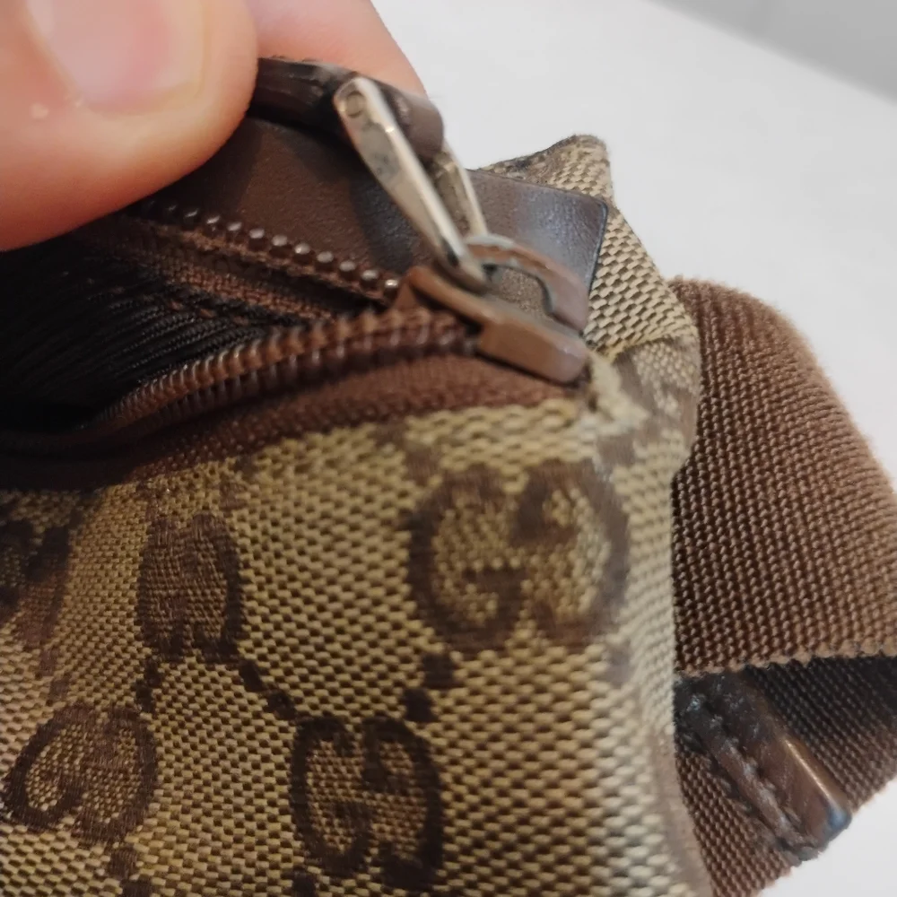 Gucci Fanny Pack Supreme Logo Read Authentic - Picture 3 of 16